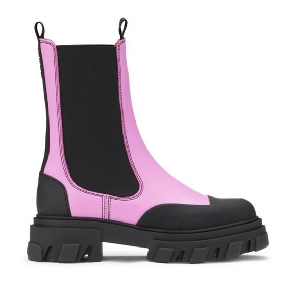 Ganni Shoes - GANNI leather lug sole chelsea boots pink